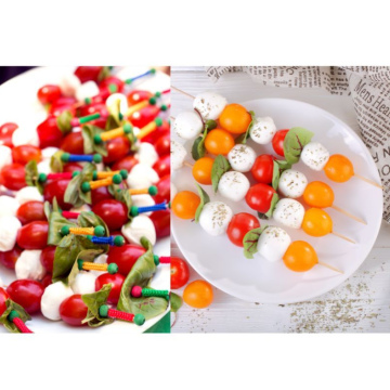 Brochettes de tomates aux fromages (30 pièces) 